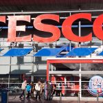 Tesco Extra superstore exterior, Glasgow, Scotland.