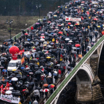 france_demonstrators